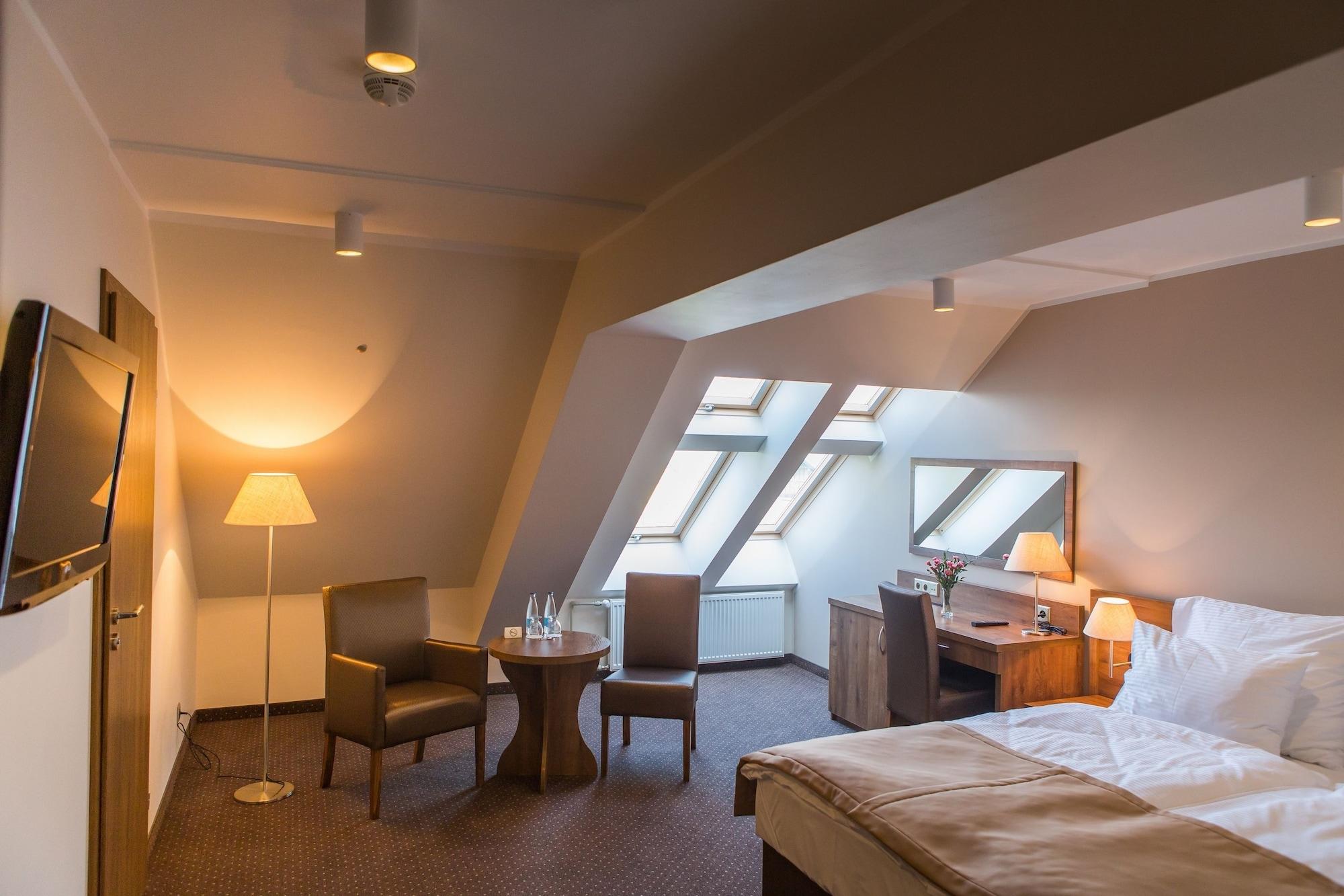 Hotel Gem Wrocław Buitenkant foto