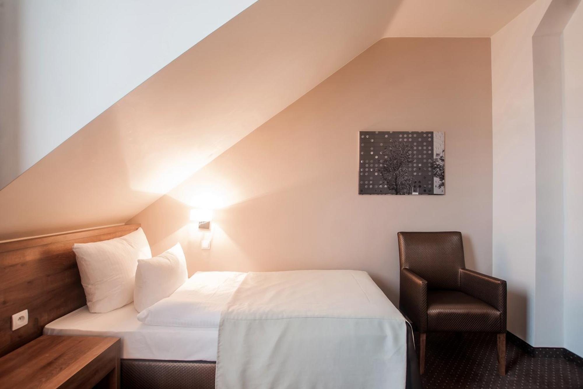 Hotel Gem Wrocław Kamer foto
